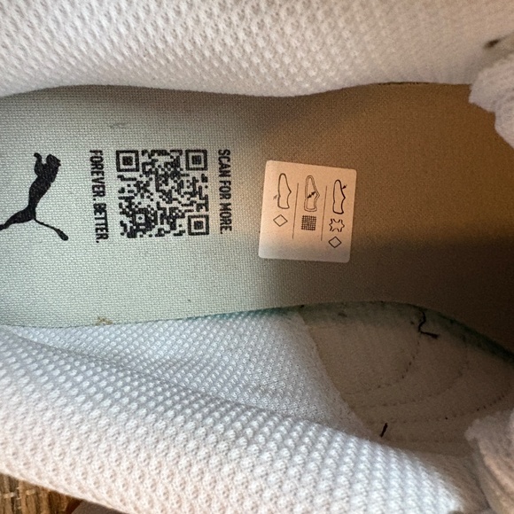 Puma Women’s 9.5 - Picture 9 of 9